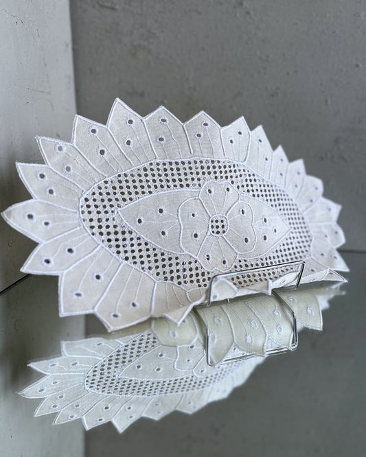 EMBROIDERED SUNBURST DOILY